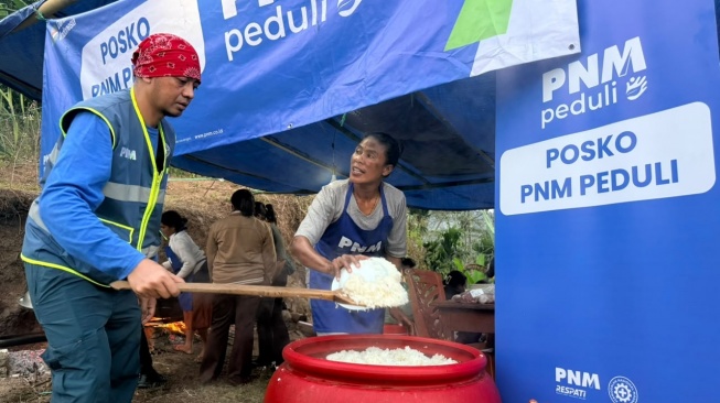 Dari Posko ke Posko, PNM Terus Bergerak Dampingi Warga Terdampak Gempa NTT