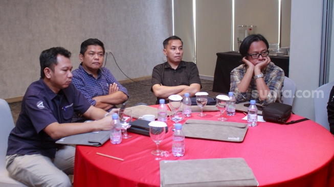 Suasana jalannya diskusi "Keberlanjutan Media dan Ekosistem" yang digelar oleh Local Media Community (LMC) di Prime Park Hotel, Pekanbaru, Senin (10/8/2026). [Suara.com]