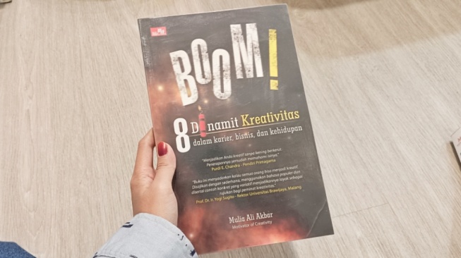 Memantik Ide yang Mati Suri di Buku Boom! 8 Dinamit Kreativitas