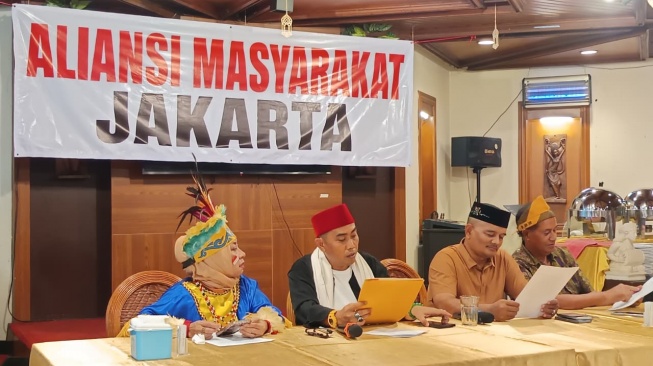 Aliansi Masyarakat Jakarta menggelar konferensi pers, Jumat (21/8/2026). Mereka mengajak semua pihak menjaga kondusifitas di ibu kota, dan siap menggelar apel siaga tanggal 27 Agustus.
