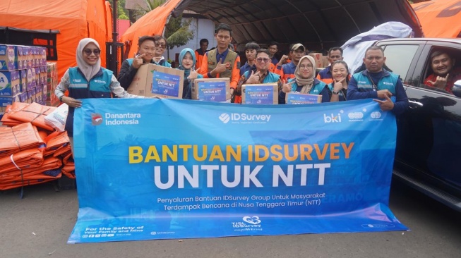 PT Biro Klasifikasi Indonesia (Persero) atau BKI bersama IDSurvey Group menyalurkan bantuan kemanusiaan bagi masyarakat terdampak bencana di Nusa Tenggara Timur (NTT).