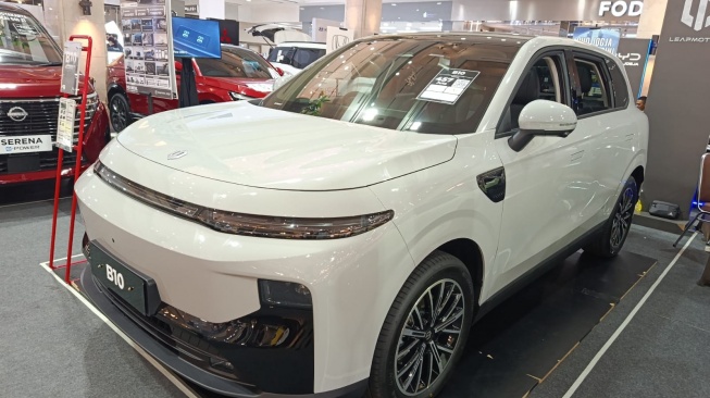 Indomobil Plaza Yogyakarta Pamerkan Changan Nevo QO5 dan LEAP Motor B10 (IST)