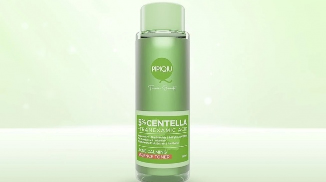 Pipiqiu 5% Centella Acne Calming Essence Toner (Shopee)
