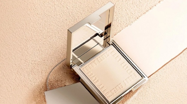 FUNNY ELVES Soft Matte Pressed Powder (Shopee)