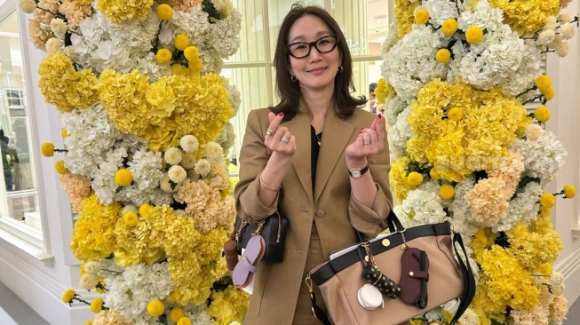 Creative Director FIBRENO, Iris Lim, dalam pembukaan gerai pertama FIBRENO di Plaza Indonesia Lantai 3, Jakarta pada Jumat (21/8/2026). (Suara.com/Dini Afrianti Efendi)