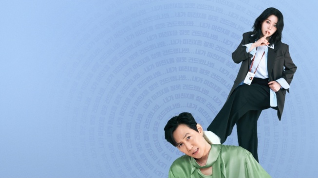 Ulasan Nice to Not Meet You: Krisis Identitas di Balik Pekerjaan Impian