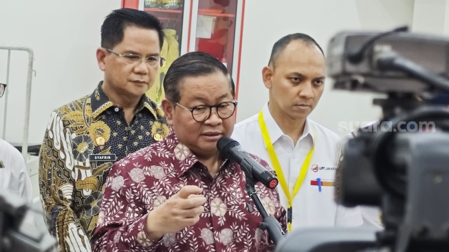 Rombongan 5 Mobil Terobos CFD Jakarta, Barrier Dibuka Paksa hingga Pakai Strobo