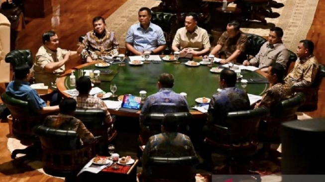 17 Pesawat dan 1.500 Prajurit Tambahan Dikerahkan Tangani Karhutla Kalimantan