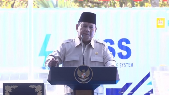 Prabowo: Respons Kita di NTT Sangat Cepat dan Masif, Negara Hadir