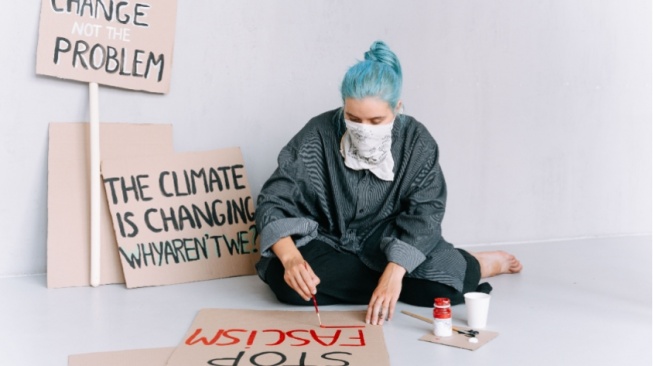 Tubuh Perempuan di Balik Energi Bersih dan Ketidakadilan Geografis