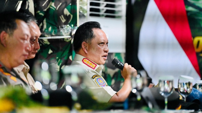 Tangani Dampak Gempa NTT, Mendagri Tito Pastikan Layanan Adminduk Hingga Bantuan Presiden Berjalan