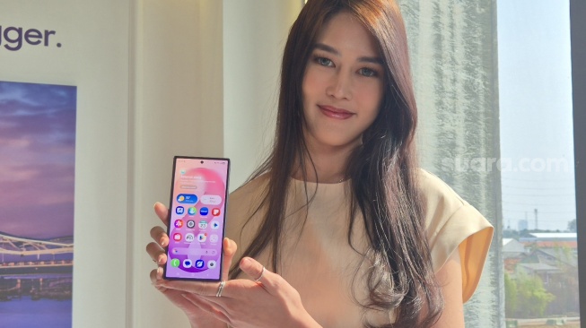 Bukan Sekadar Layar Besar, Begini Cara Galaxy Z Fold8 Ultra Jadi Ruang Kerja dalam Satu Perangkat