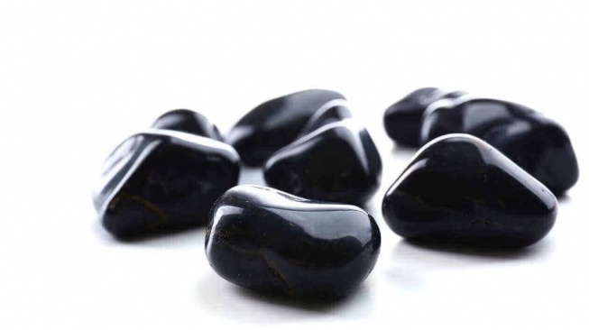 Batu onyx hitam [Glamira]