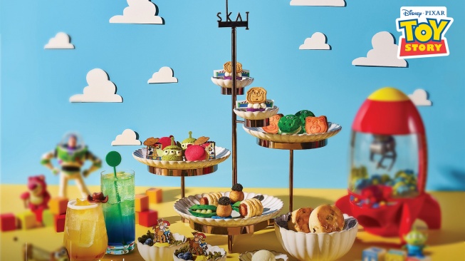 Penggemar Toy Story Wajib Coba, High Tea Bertema Woody dan Buzz Hadir dari Ketinggian Lantai 70 [Istimewa]