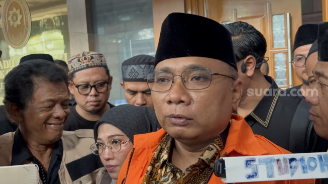Hakim Pengadilan Tipikor Jakarta pada Pengadilan Negeri Jakarta Pusat menolak perlawanan yang diajukan mantan Menteri Agama (Menag), Yaqut Cholil Qoumas. (Suara.com/Dea)