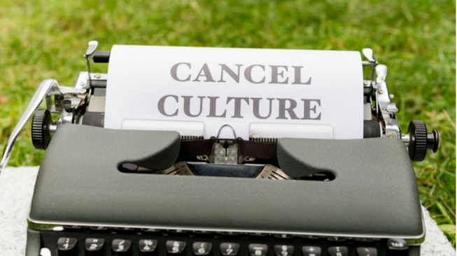 Cancel Culture di Indonesia: Kita Pemaaf atau Sekadar Mudah Lupa?
