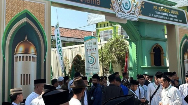 Di Tengah Tarik-Menarik Muktamar ke-35 NU, Nama Gus Kikin Menguat: Dari Tebuireng untuk Nahdliyin