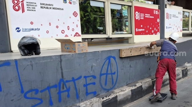 Penampakan Halte Petamburan Usai Jadi Sasaran Vandalisme Massa Aksi 27 Agustus