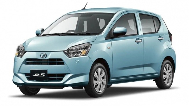 Daihatsu Mira e:S. (Carscoops)