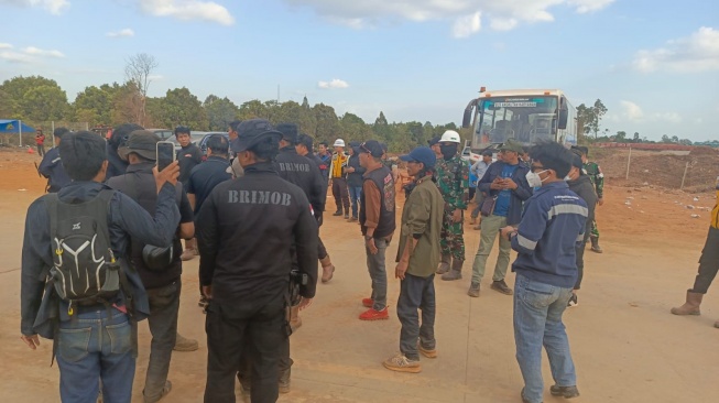 Jalur Hauling PSN Kolaka Dipalang, Pendapatan Warga Lokal Terancam Lumpuh