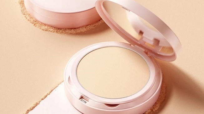 Sea Makeup Acne Cover & Smooth Two Way Cake (Shopee)