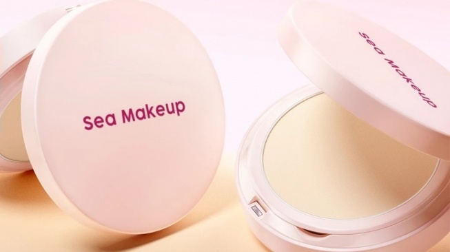 5 Rekomendasi Bedak Touch-Up Praktis dengan Kaca dan Spons untuk Aktivitas Seharian