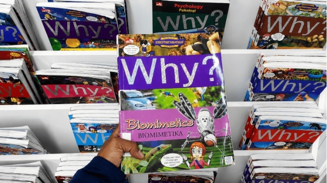 Dari Marie Curie hingga Dinosaurus: Bagaimana Buku Ini Membuka Pintu Dunia Sains untuk Anak-Anak?