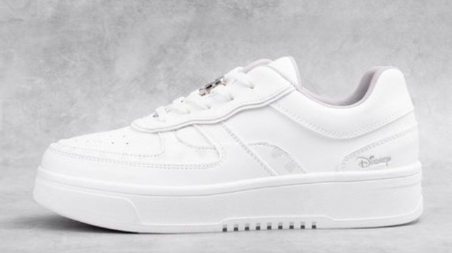 5 Sepatu Lokal Wanita Kronikel Project Paling Laris, Model Stylish Wajib Masuk Wishlist