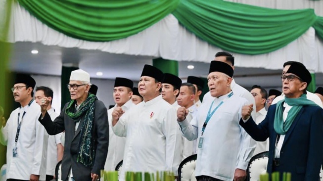 Prabowo Subianto bersama para pengurus NU dalam Muktamar Nahdlatul Ulama [Setneg RI]
