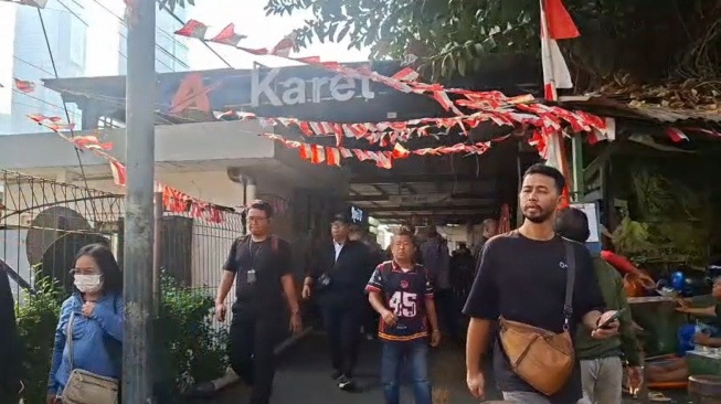 Stasiun Karet Ditutup Besok, Penumpang Ada yang Lega, Ada yang Khawatir