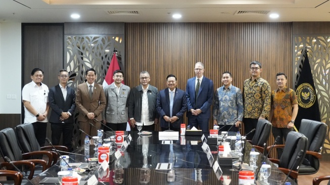 Bahas Regulasi Hak Cipta dan AI, Perwakilan Google Temui Wamenko Kumham Imipas