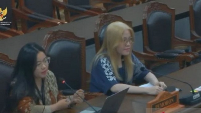 Penggugat Tarik Gugatan Masa Jabatan Kapolri, Hakim MK Curiga Ada Intervensi Luar?