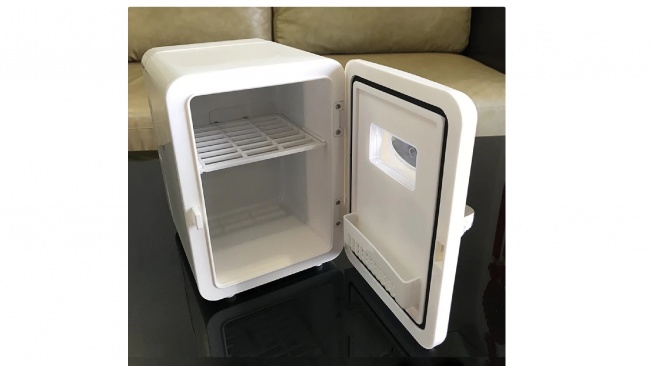 SIENWINY 4L/6L Kulkas mini Skincare Mini Fridge (shopee)