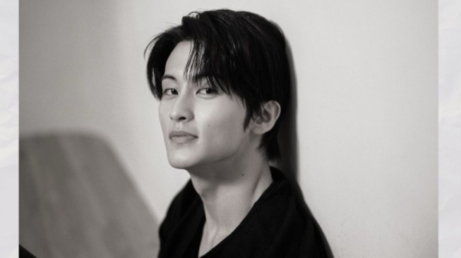 Bertajuk My Friend, Mark Lee Umumkan Comeback Usai Keluar SM Entertainment