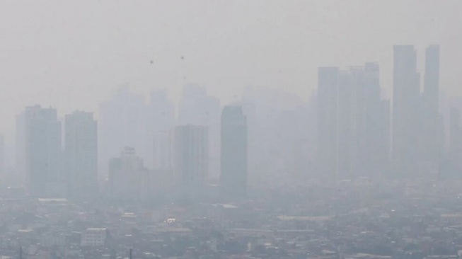 Asap akibat kebakaran hutan dan lahan (karhutla) di Kalimantan dilaporkan mencapai sejumlah wilayah Filipina. [Dok Manila Bulletin]