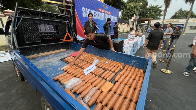 Polisi Bongkar Jaringan Merkuri Ilegal 1 Ton Senilai Rp2,8 Miliar, Pasok Tambang Emas di 3 Wilayah