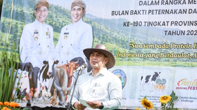 Target Jadi Sentra Susu Nasional, Pemprov Jateng Andalkan Teknologi Inseminasi Buatan Terbaru