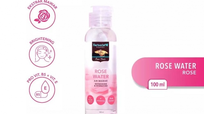 Air mawar selain Viva. (Shopee)