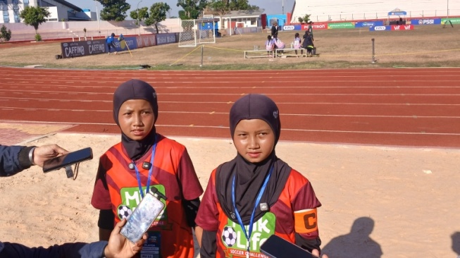 Satu Menyerang, Satu Bertahan: Kisah Pemain  Kembar yang Bersinar di MLSC Semarang