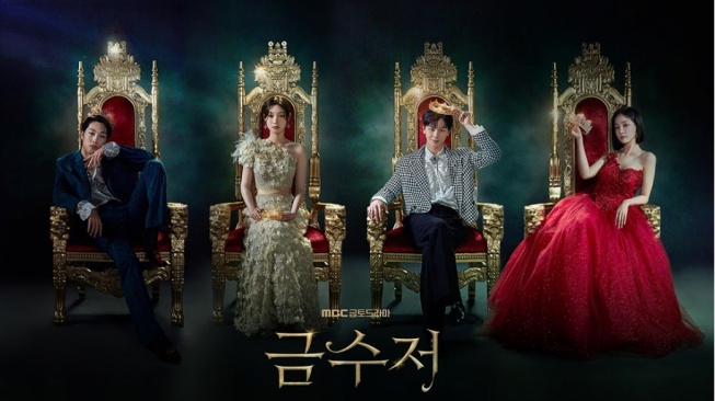 The Golden Spoon: Hasrat Keluar dari Kemiskinan dan Obsesi Mengubah Nasib