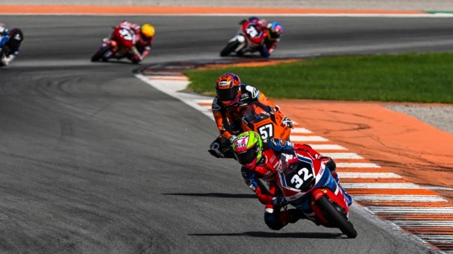 Terkencang di FP Valencia, Ramadhipa Tembus Enam Besar Moto3 Junior (Dok. AHM)