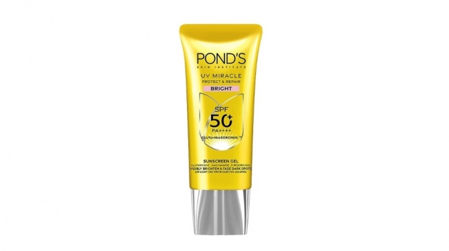 Pond's UV Miracle Bright SPF 50+ (Shopee)