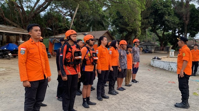 Cari 5 Jurnalis yang Hilang, Tim SAR Perluas Penyisiran hingga Pulau Panjang