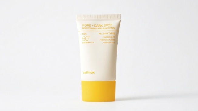 CELIMAX Pore + Dark Spot Brightening Care Sunscreen SPF 50+ PA++++ (Shopee)