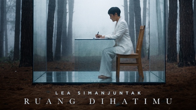 Lea Simanjuntak merilis lagu baru berjudul "Ruang di Hatimu". Lagu ini berangkat dari titik balik hidup Lea saat ia merasa lelah dan kehilangan arah. [Instagram]