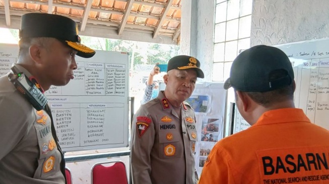 Cari 5 Jurnalis Hilang di Anak Krakatau, 6 Kapal Sisir Laut hingga 271 Nautical Mile