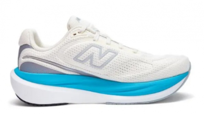 Harga Sepatu Lari New Balance Terbaru, Ini 4 Seri Terbaik untuk Daily Run hingga Race