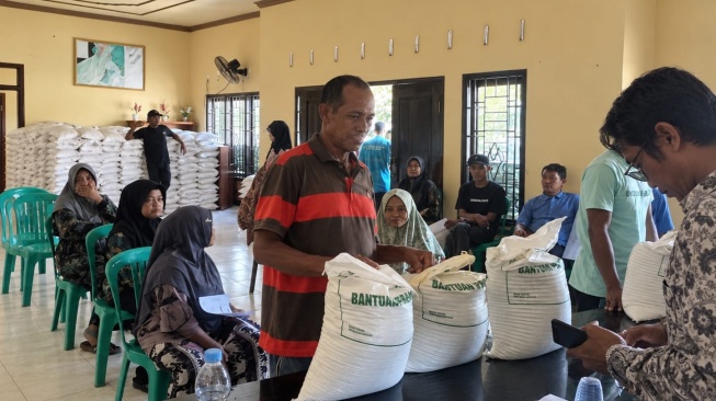 Di Kabupaten Cirebon, penyaluran Bantuan Pangan Beras alokasi Juli–September 2026 diberikan kepada 408.988 Penerima Bantuan Pangan.(Dok: Bulog)