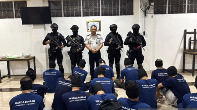 Bersih-bersih Lapas Cipinang, Puluhan Napi Kelas Kakap Dipindah ke Nusakambangan