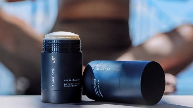 Rekomendasi Deodorant Glycolic Acid untuk Mencerahkan Ketiak Hitam Sesuai Arahan Dokter